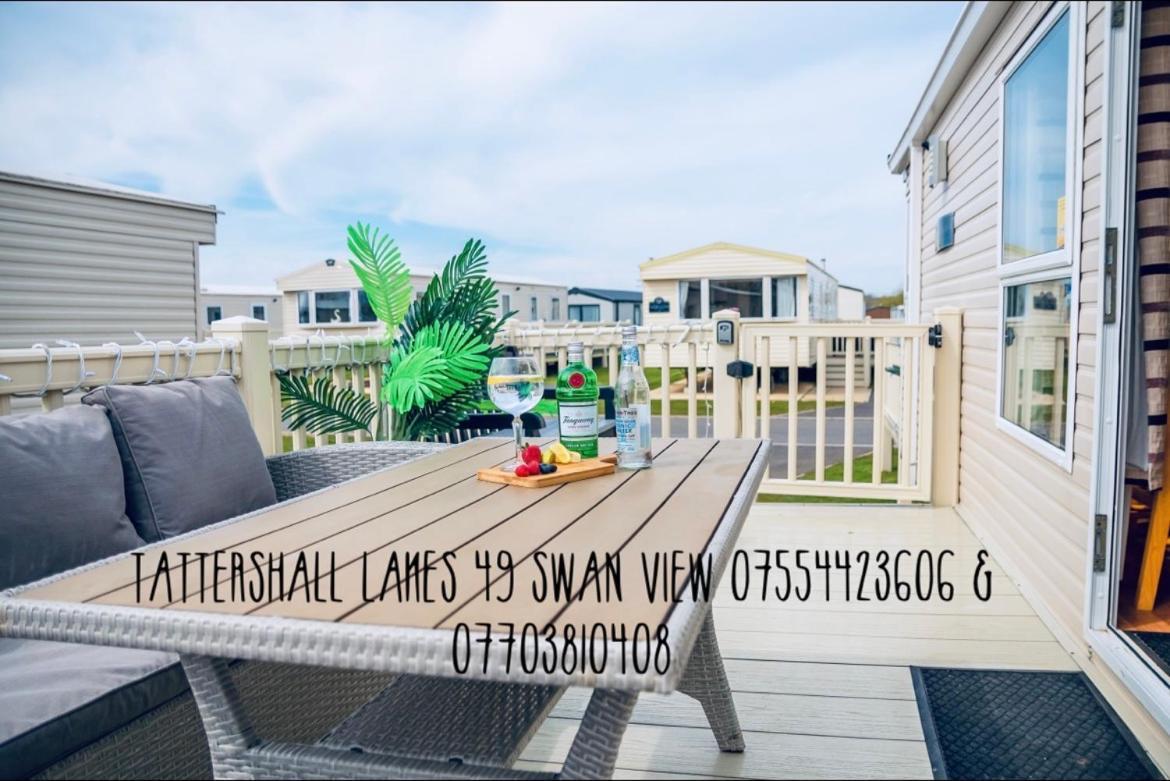 Swan View Retreats # Hottub # Egg Chair # Bbq & Bikes Included 8 Berth แททเทอร์ชอล ภายนอก รูปภาพ