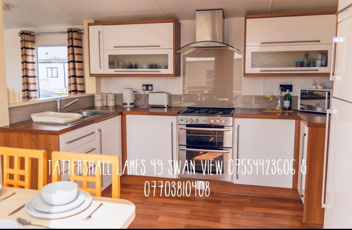 Swan View Retreats # Hottub # Egg Chair # Bbq & Bikes Included 8 Berth แททเทอร์ชอล ภายนอก รูปภาพ